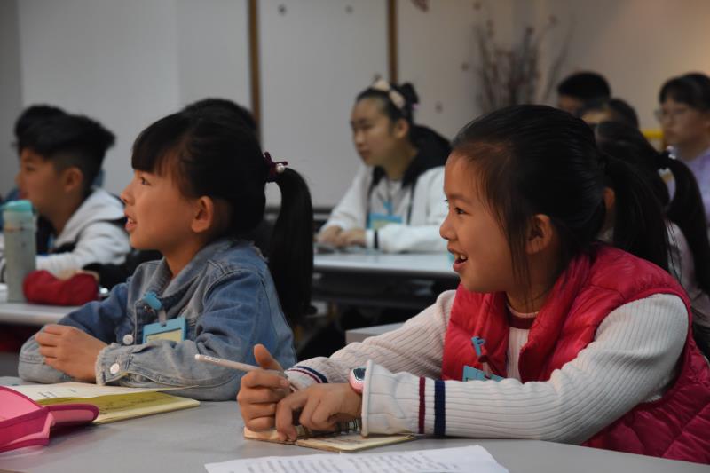1557730451697538.jpg 文博研学春令营-2.jpg