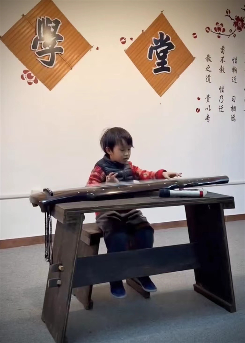 1675232381261304.jpg 陈锡玄(陈墨麟之子).jpg
