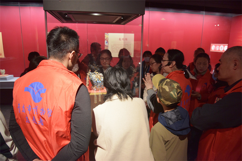1717749361951859.jpg 《甲辰龙年生肖贺岁展》示范讲解 (5).jpg